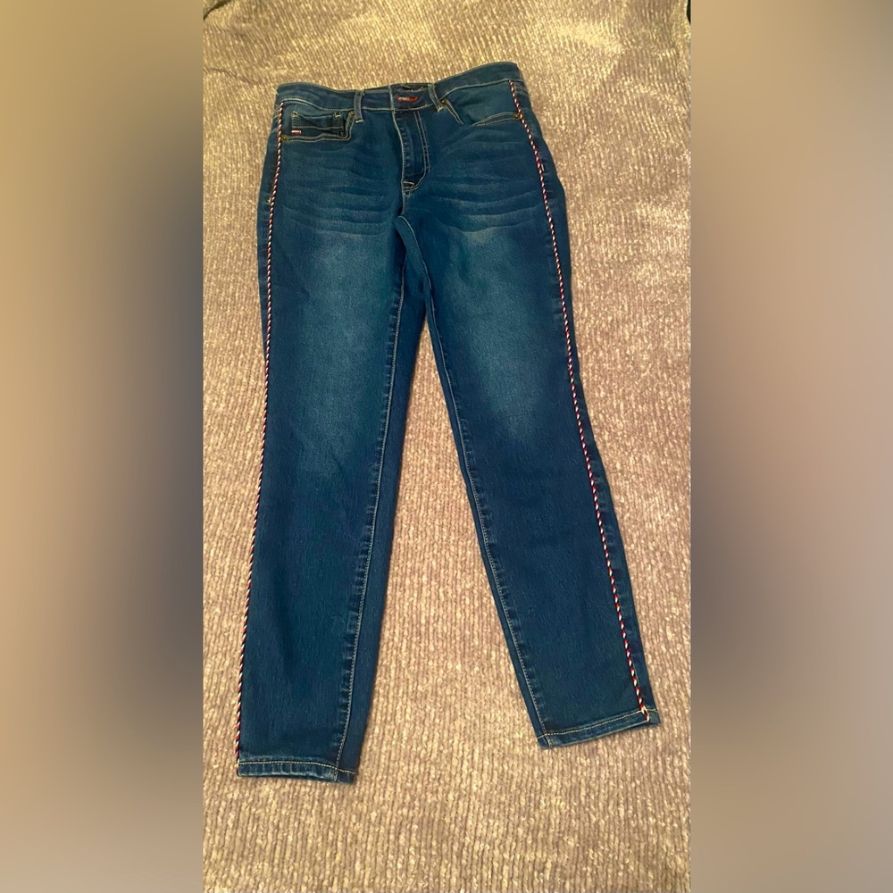 Tommy Hilfiger denim blue jeans size 6 skinny leg used excellent condition